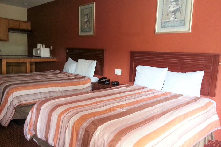 Room 14 of 35