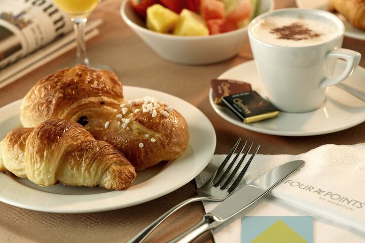 Breakfast/Coffee Service 24 of 27