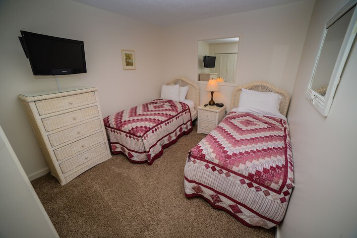 Room 67 of 94