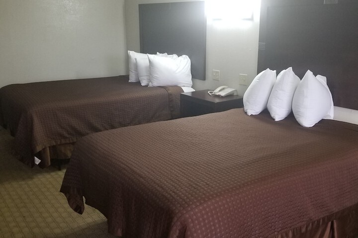 Room 16 of 34