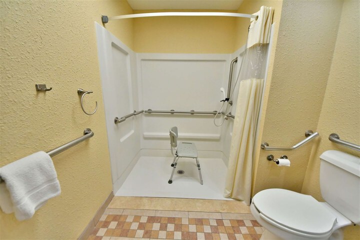 Room 20 of 69