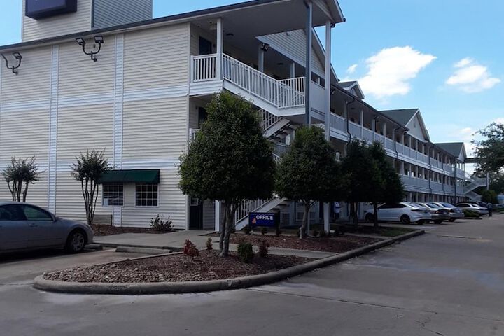 Hotel 2 of 17