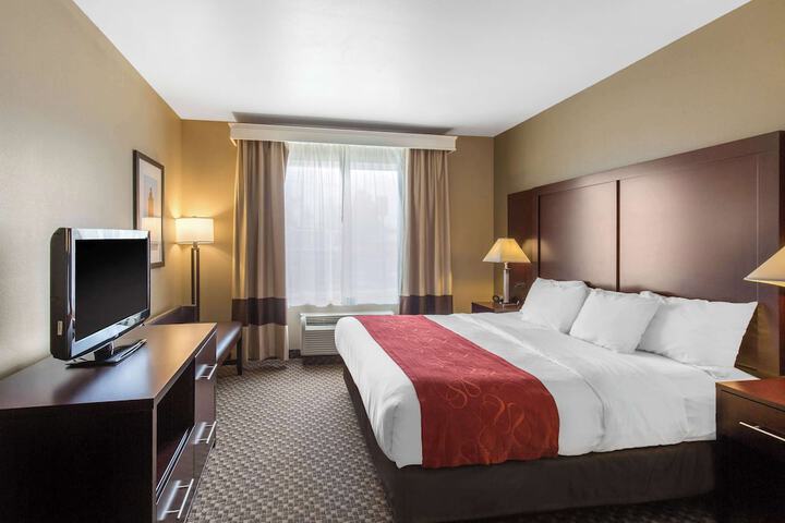 Comfort Suites Seaford