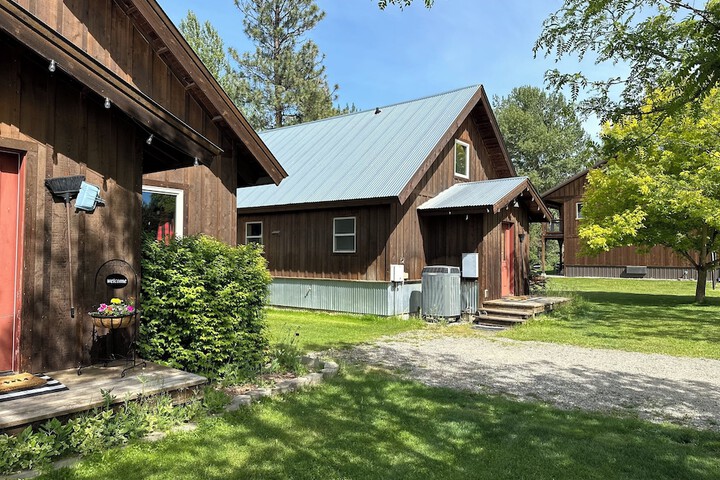 Methow River Lodge & Cabins