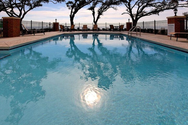 Pool 6 of 32
