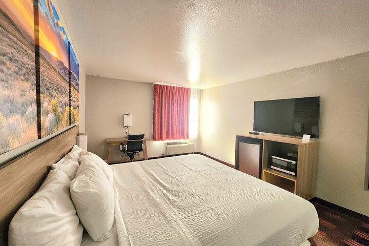 Room 12 of 42