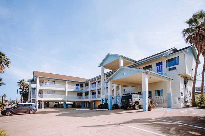 Scottish Inns and Suites - Near Kemah Boardwalk