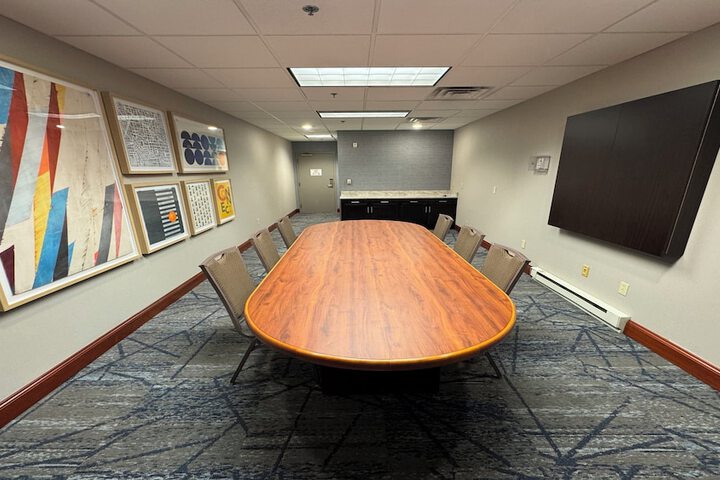 Holiday Inn Express Hotel & Suites Grand Rapids-North by IHG