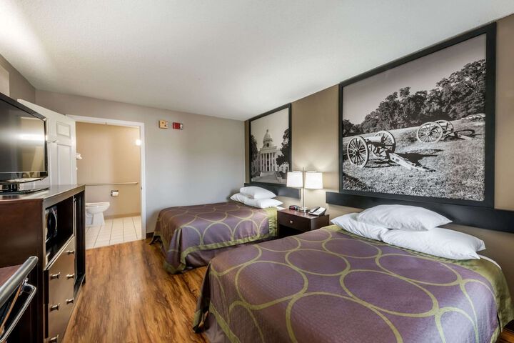 Room 17 of 26