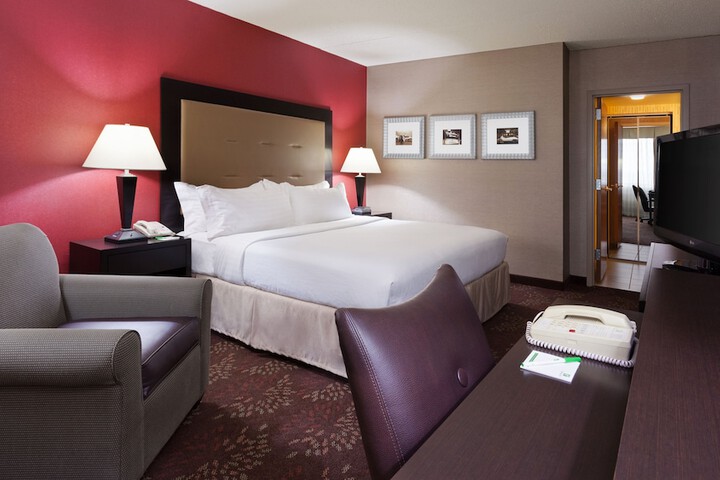 Holiday Inn Cincinnati Airport by IHG