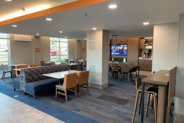 La Quinta Inn & Suites by Wyndham Springfield