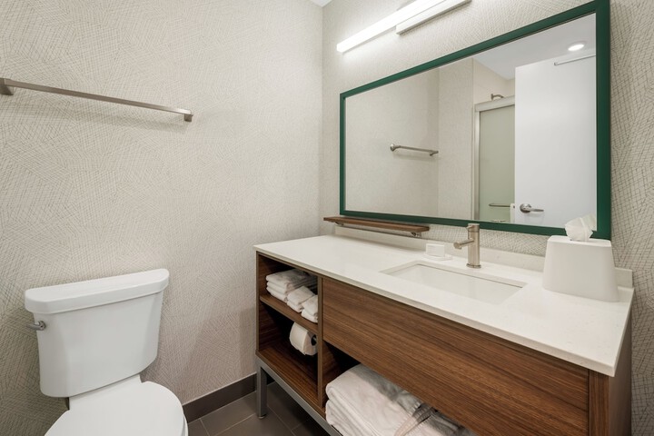 Home2 Suites by Hilton Sneads Ferry North Topsail Beach