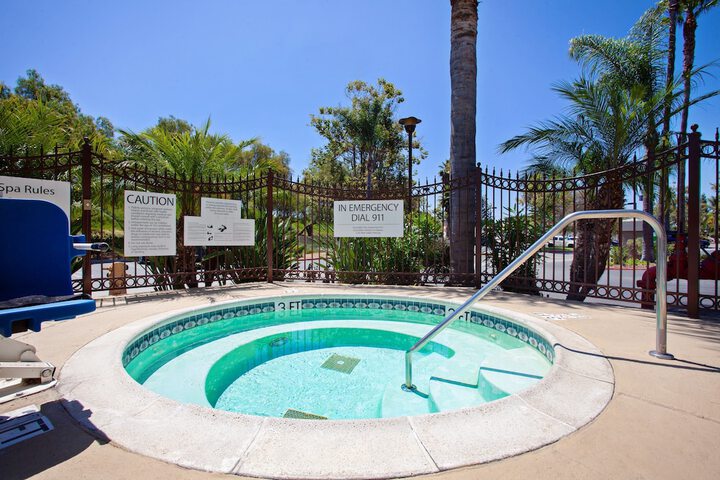Pool 12 of 40