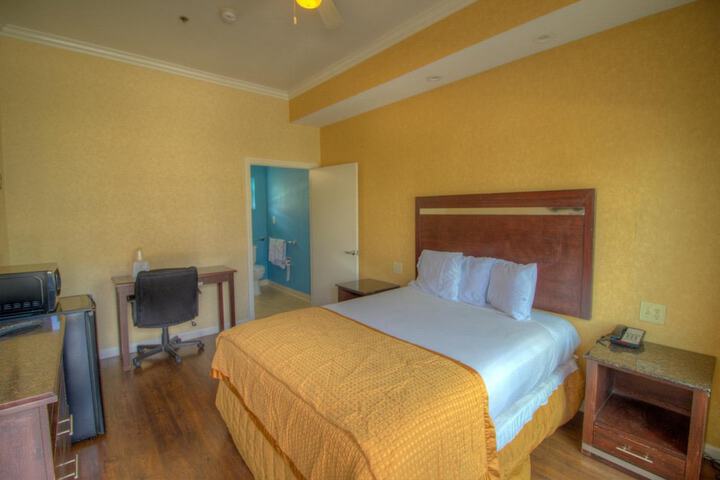 Room 17 of 49