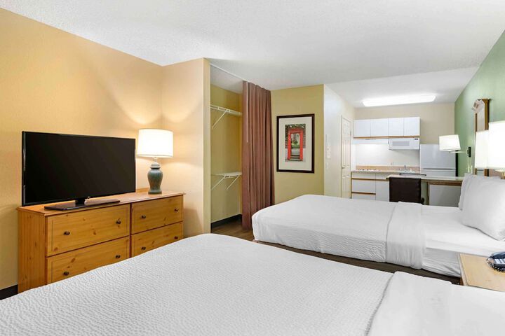 Room 17 of 30
