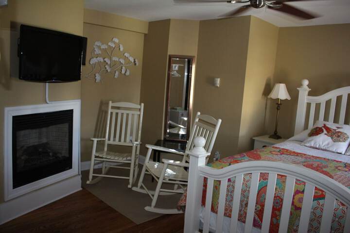 Room 62 of 91