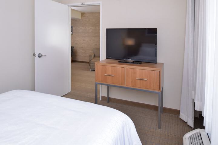Holiday Inn Express & Suites Pocatello by IHG