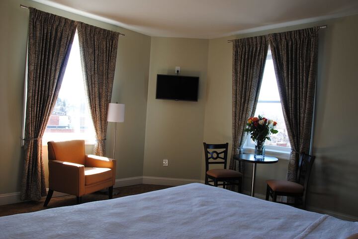 The Gin Hotel an Ascend Collection Hotel