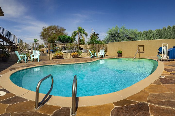 Pool 16 of 81