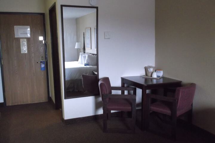Room 20 of 36