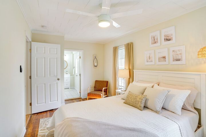 Lake Wales Vacation Rental w / Screened-in Porch!