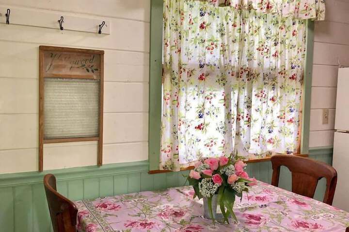 Room 8 of 25