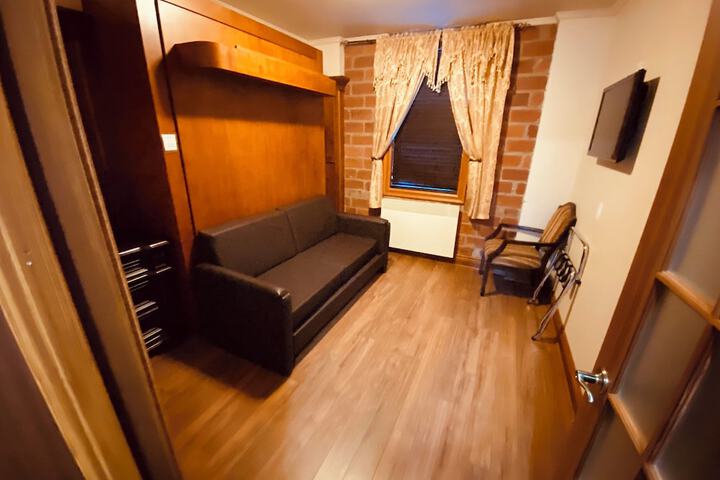 Room 39 of 52