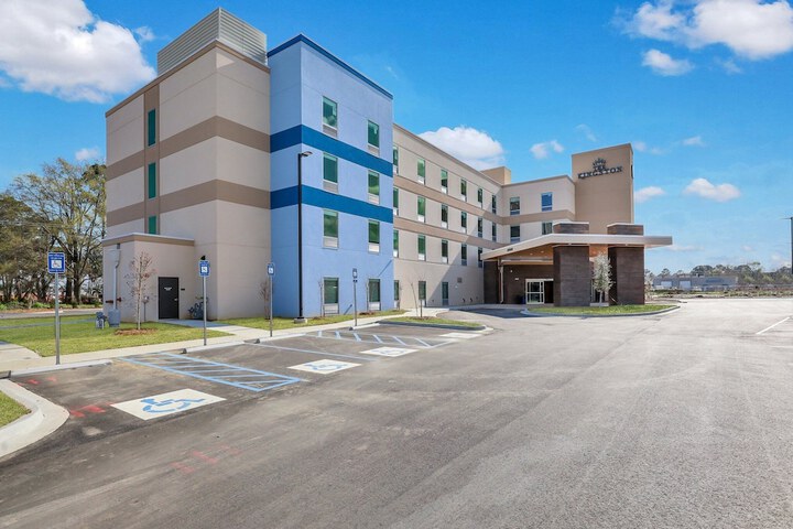 Hotel 3 of 37