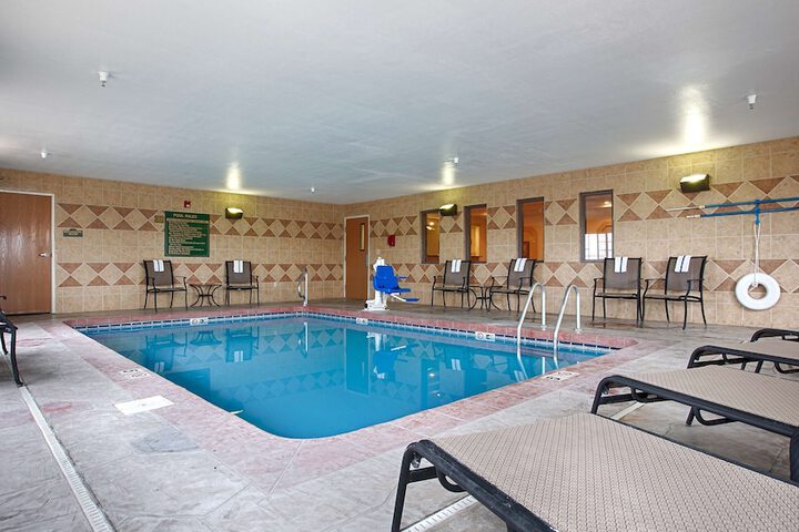 Pool 11 of 23