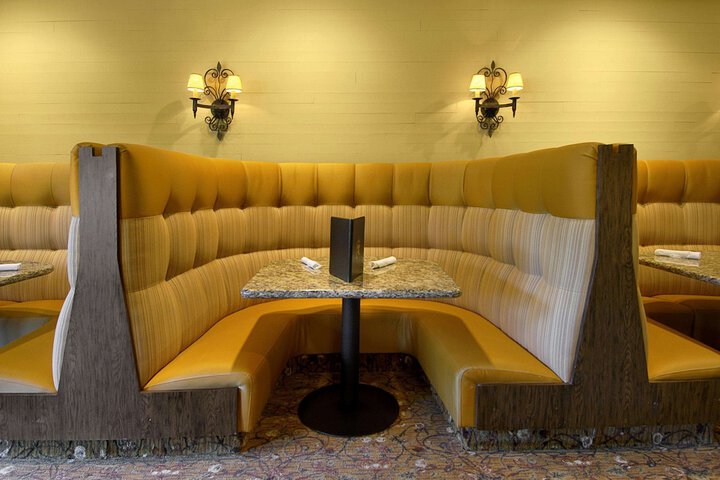 Dining 20 of 25
