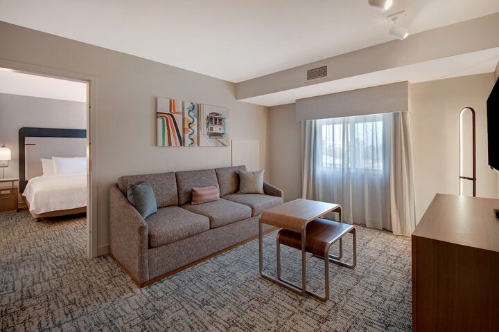 Room 44 of 61