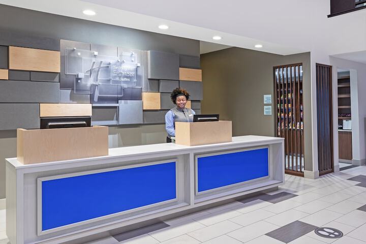 Holiday Inn Express & Suites Austin NW - Lakeway by IHG