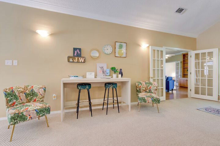 Chic Home w / Club Access Near Bay St. Louis!
