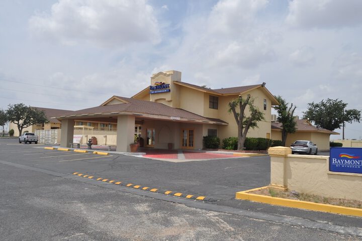 Hotel 3 of 37
