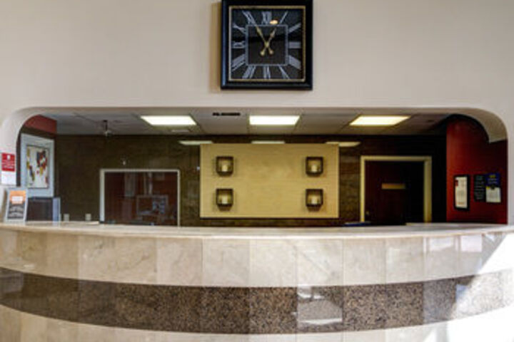 MainStay Suites