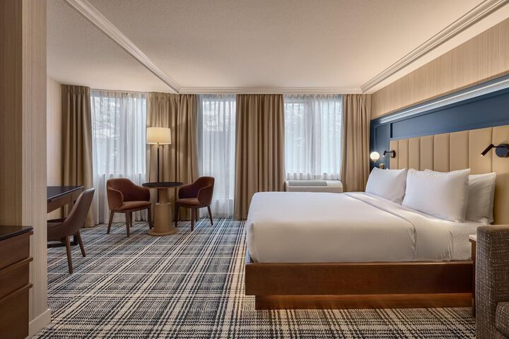 DoubleTree by Hilton North Vancouver