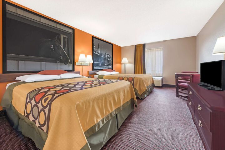 Room 18 of 35