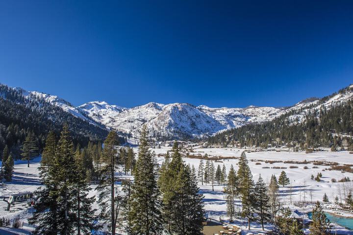 Everline Resort and Spa Lake Tahoe