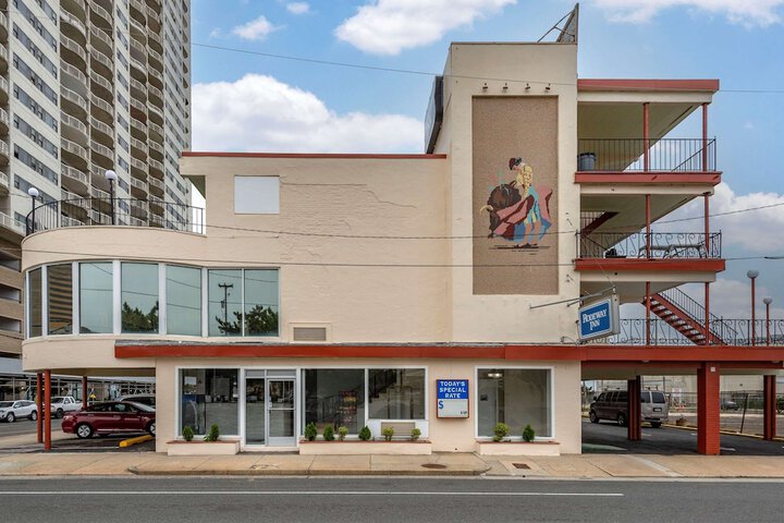 Hotel 6 of 39