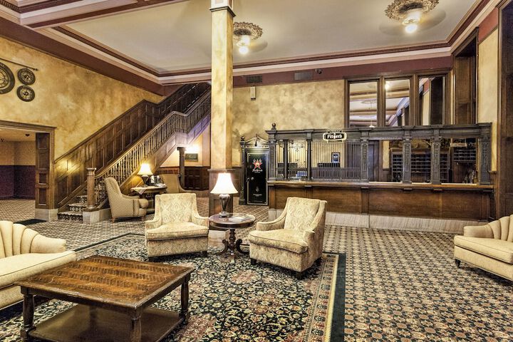 Fitgers Inn