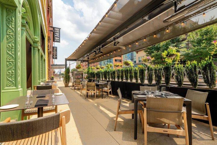 Hotel Distil Autograph Collection