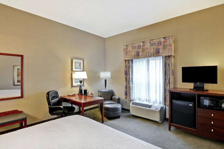 Room 12 of 36