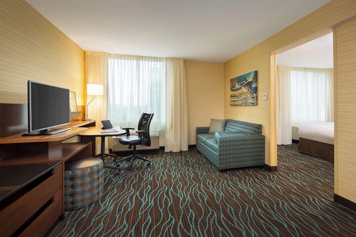 Room 22 of 39
