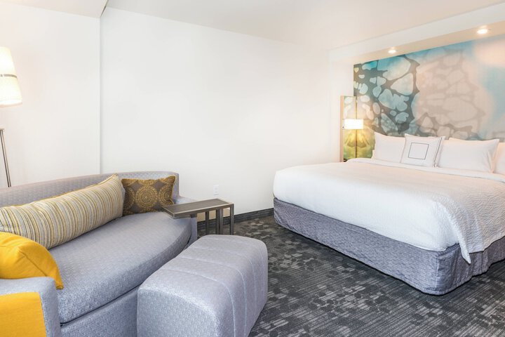 Courtyard by Marriott Somerset