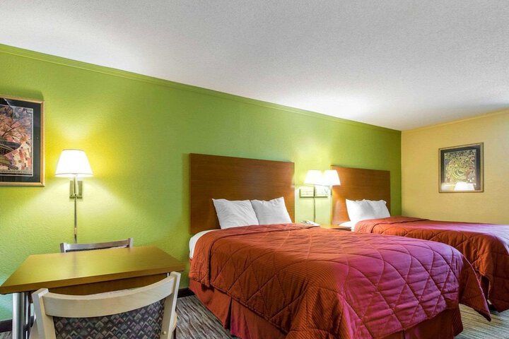 Room 20 of 29