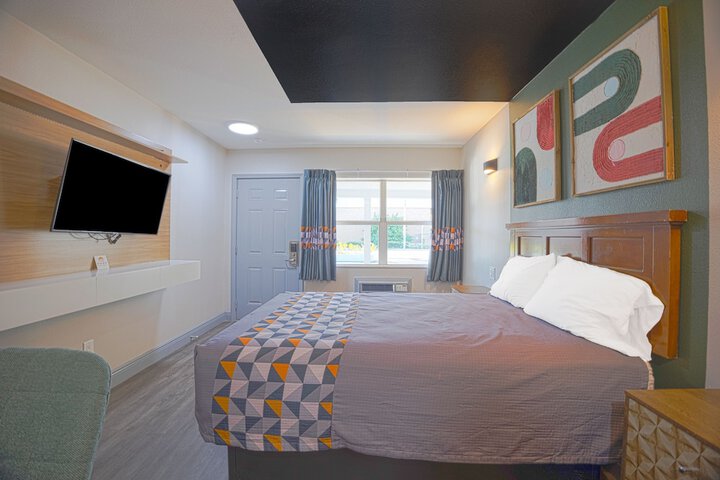 Room 45 of 126