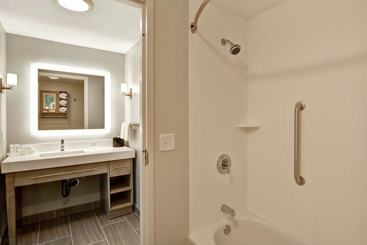 Homewood Suites by Hilton Hadley Amherst