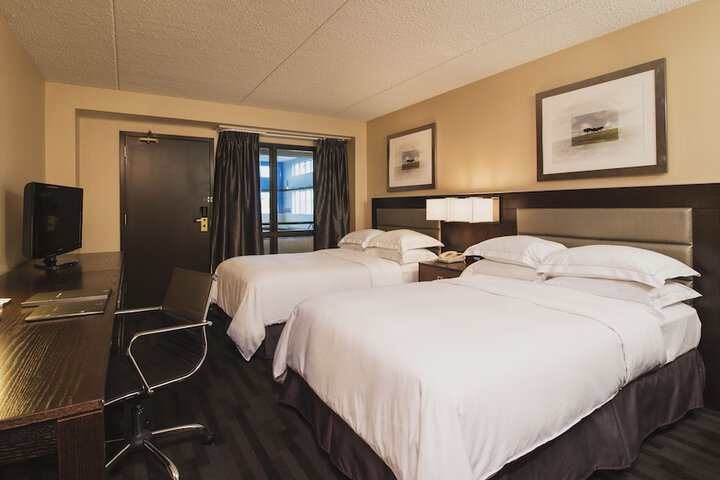 Room 22 of 61