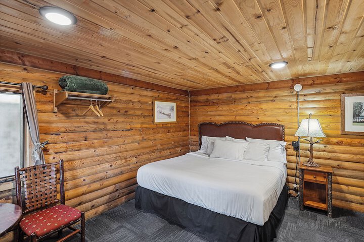 Denali Crows Nest Cabins