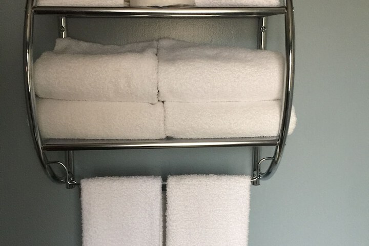 Room 21 of 33